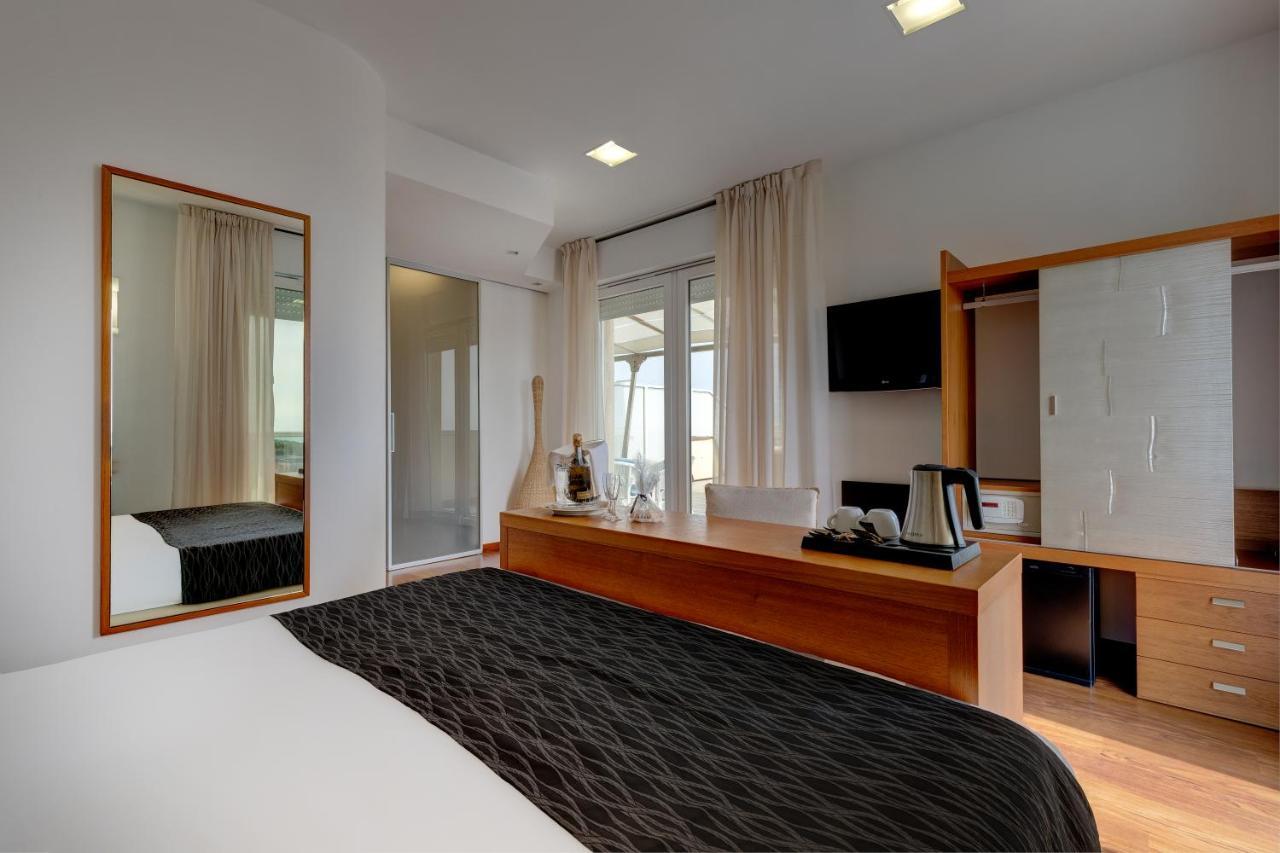 Park Hotel Ermitage Resort & Spa 리도 디 예솔로 외부 사진