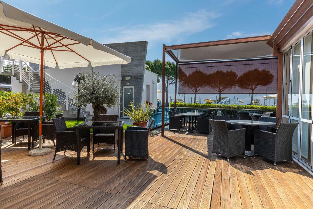 Park Hotel Ermitage Resort & Spa 리도 디 예솔로 외부 사진