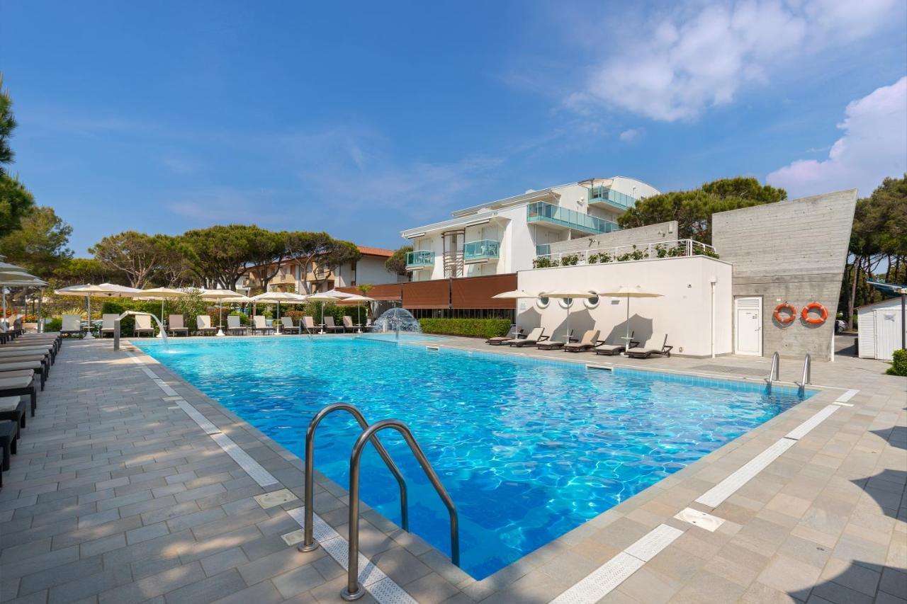 Park Hotel Ermitage Resort & Spa 리도 디 예솔로 외부 사진
